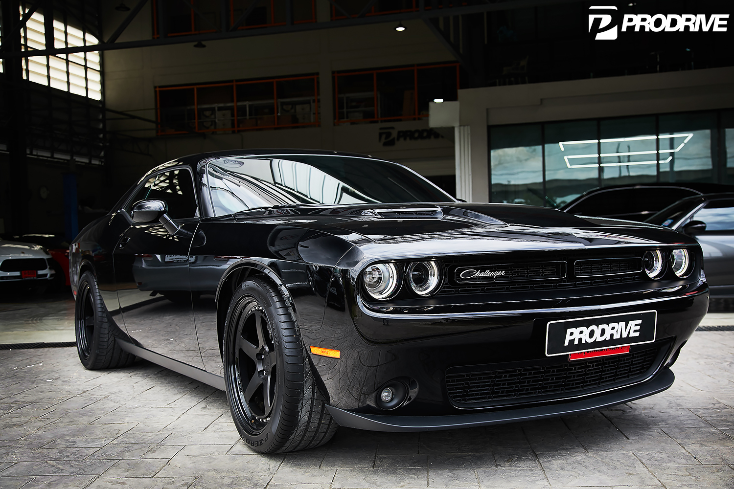 Dodge Challenger  x BC Forged MLE05