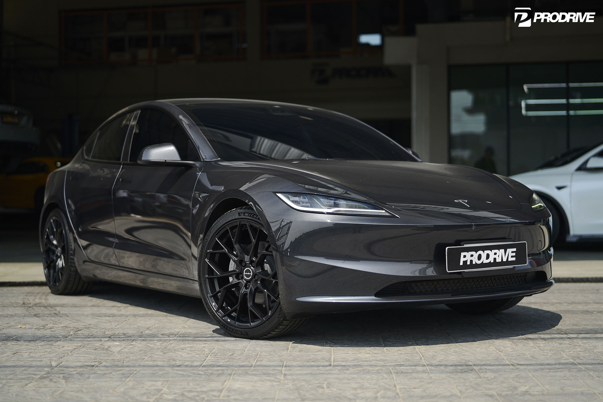 Tesla Model 3 Highland x Brixton Forged RF10
